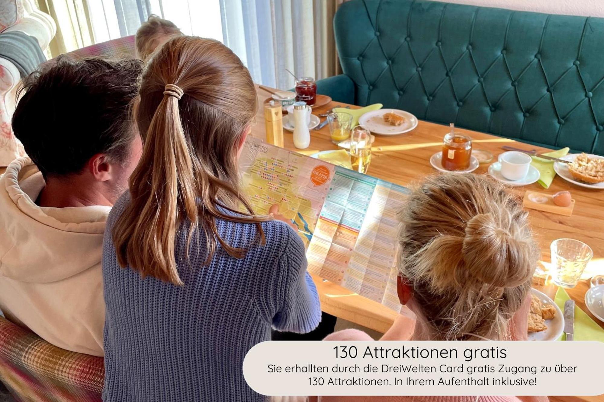 Invita Natur-Chalets Penthouse - Familienurlaub Im Schwarzwald - 240Qm Bad Dürrheim Buitenkant foto