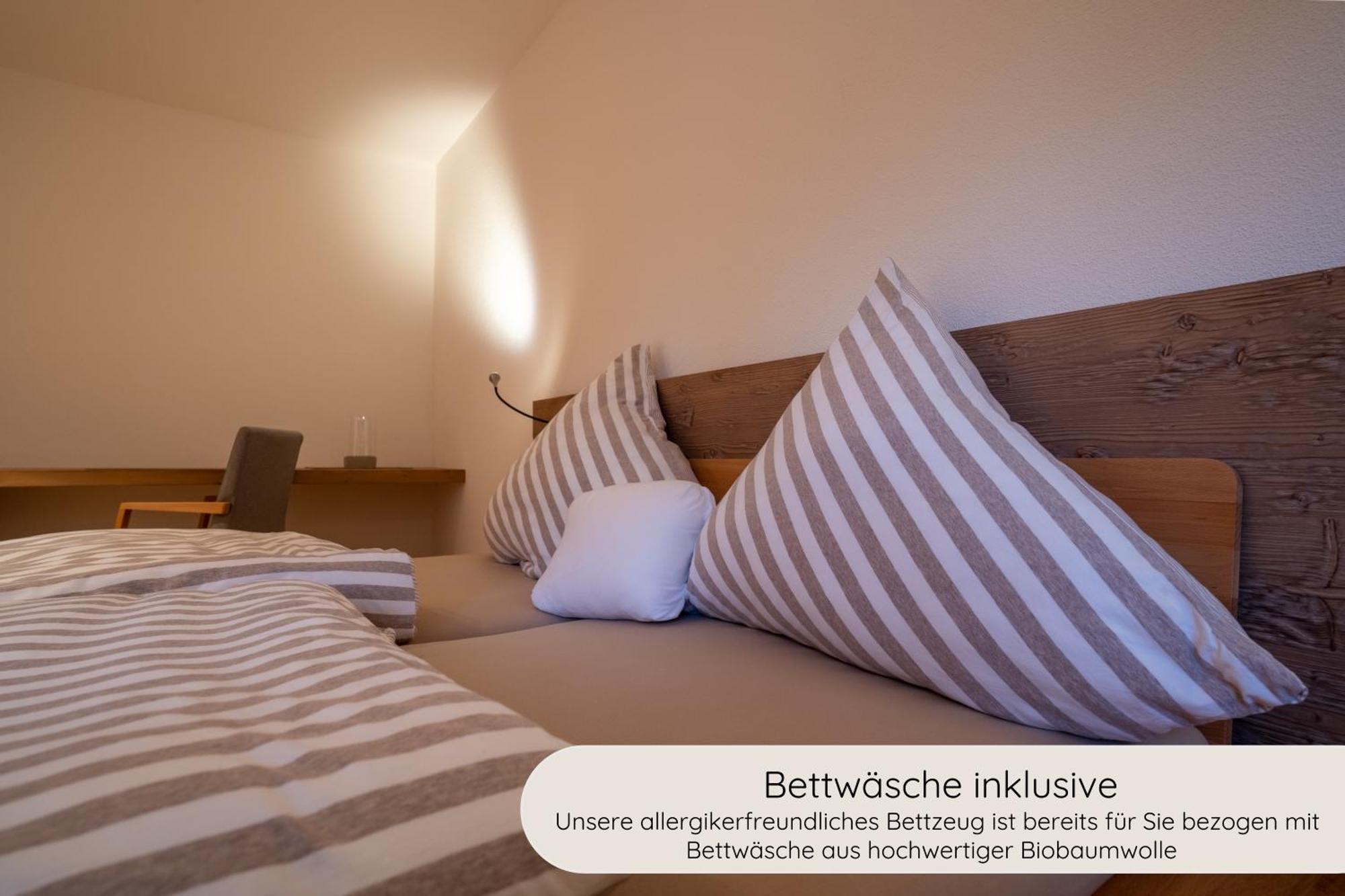 Invita Natur-Chalets Penthouse - Familienurlaub Im Schwarzwald - 240Qm Bad Dürrheim Buitenkant foto